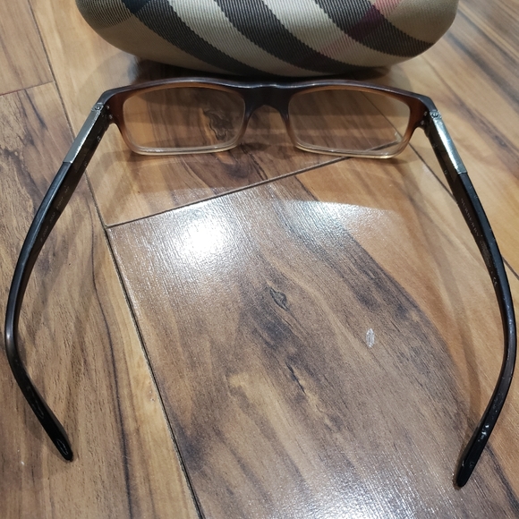 Burberry square Eyeglasses and Case - Picture 4 of 5